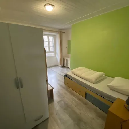 בית נופש Maison Typique Auvergnate Saint-Jacques-des-Blats